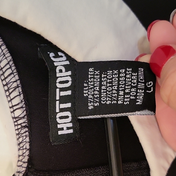 Hot Topic dress - Picture 2 of 6